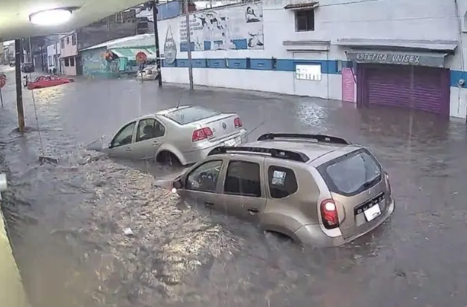 Cae tromba en Puebla