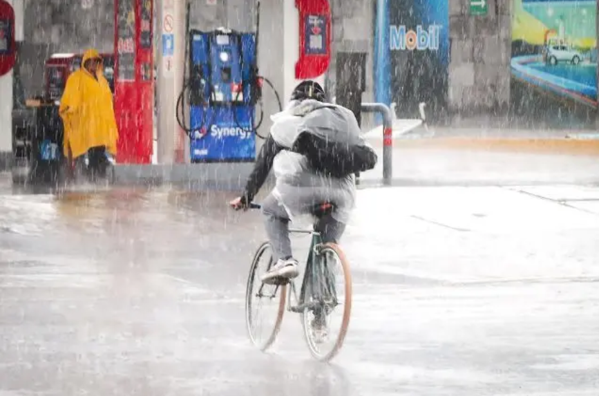 Lluvia de viernes 14 de junio