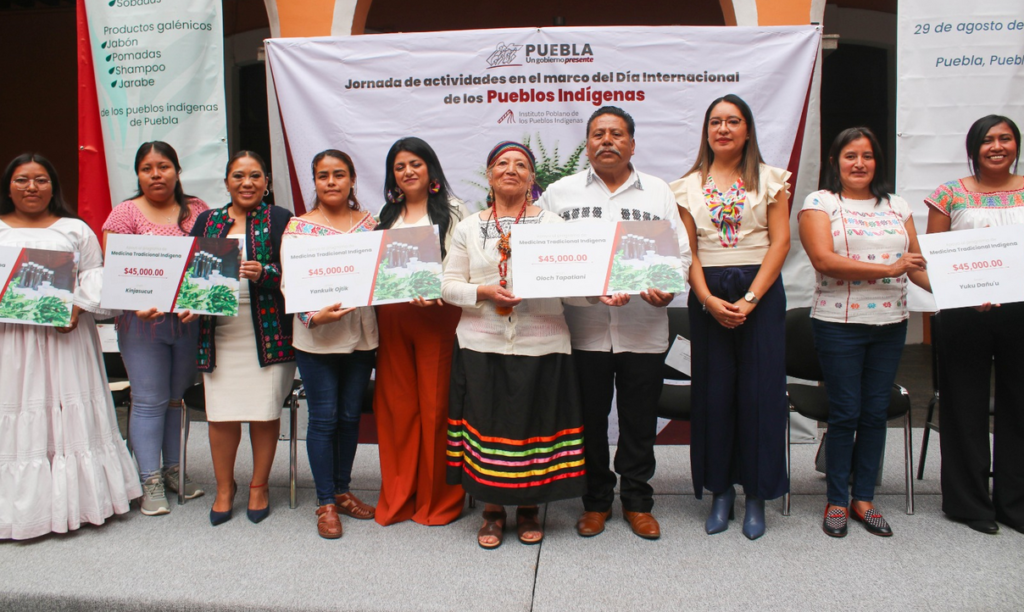 Premio a la Mujer Indígena y Afromexicana