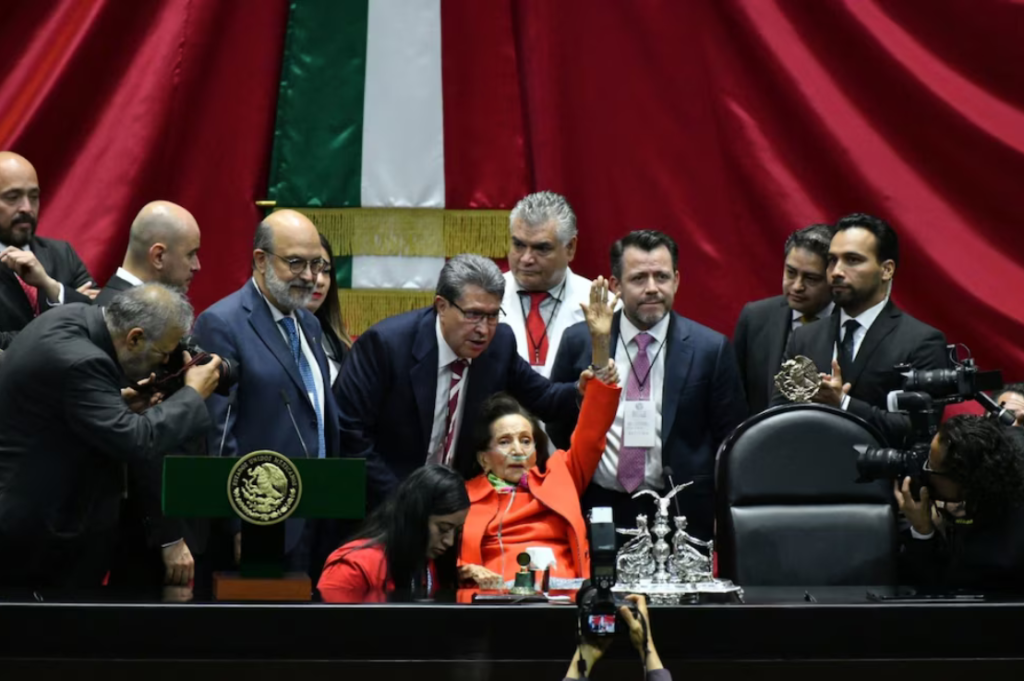 Ifigenia Martínez en la Cámara de Diputados