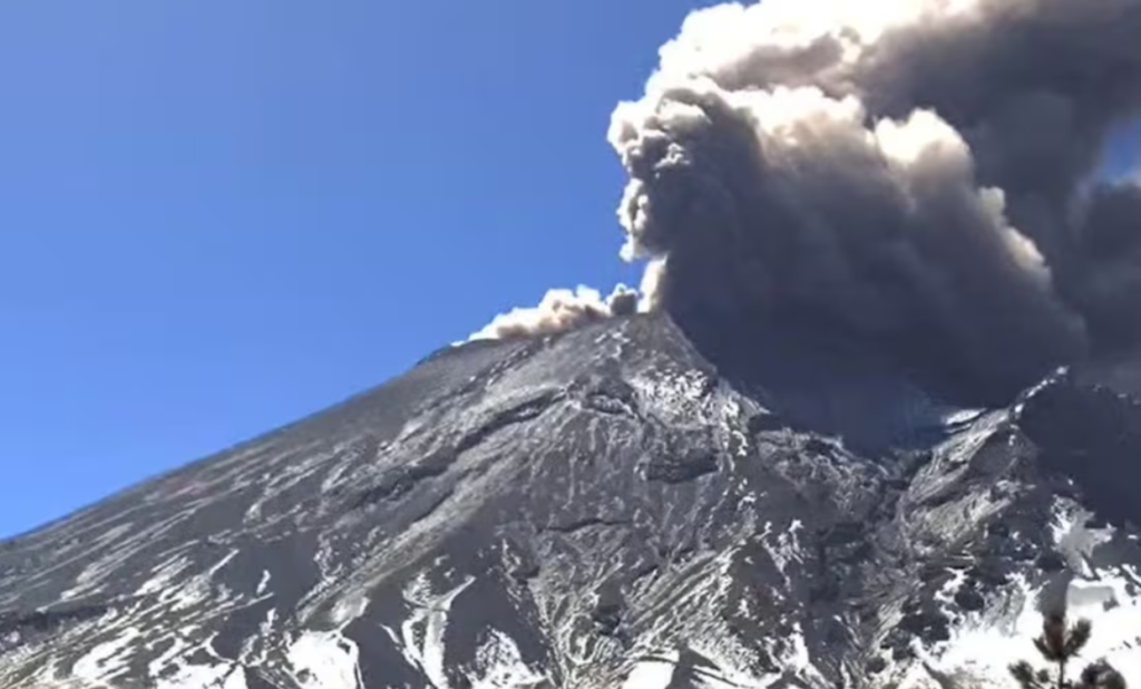 Posible caída de ceniza del Popocatépetl