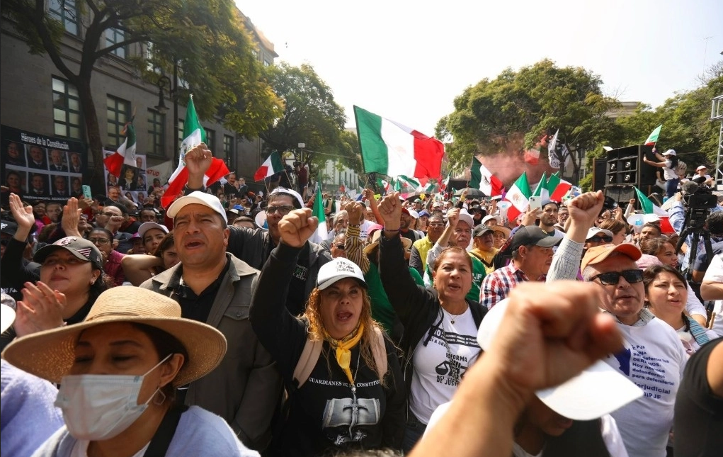 Manifestación afuera de la SCJN, por la Reforma Judicial