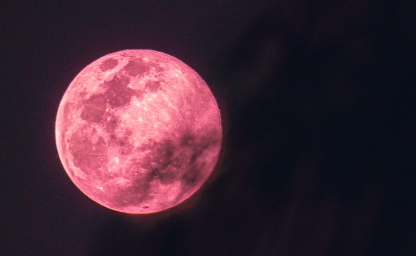 Luna Rosa 2026 en México; esta es la hora exacta para ver el fenómeno