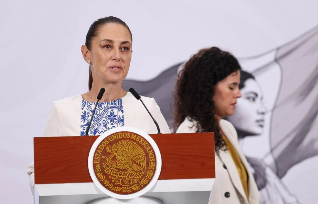 Sheinbaum sostiene reunión con gabinete legal y ampliado en Palacio ...
